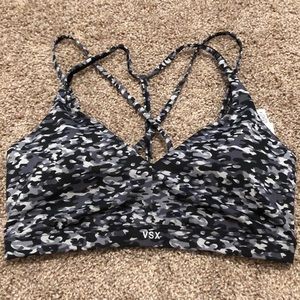 Vsx strappy camo sport bra